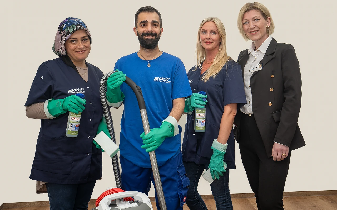 Aktiv Plus Team Gebäudereinigung Mitarbeiter freundlich professionell Geldern